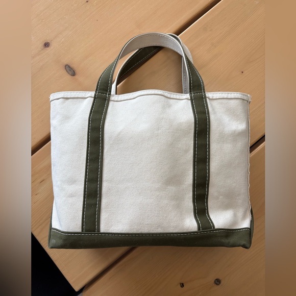 L.L. Bean Handbags - LL Bean Tote Bag